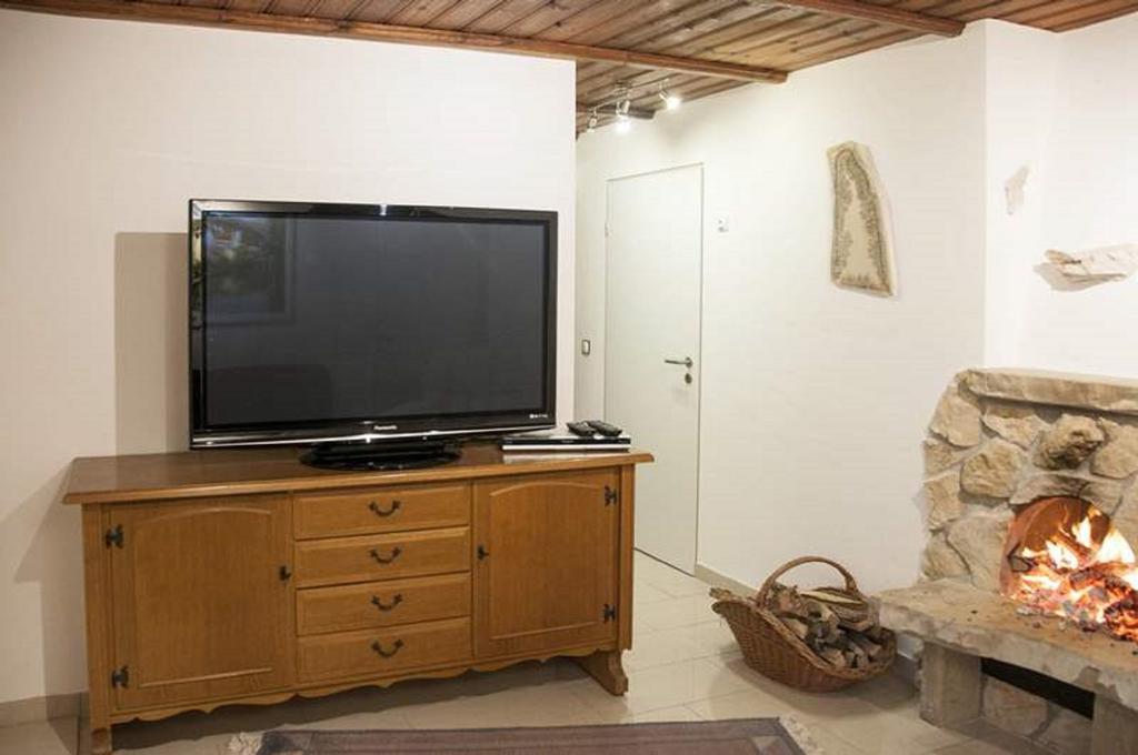Haus "Am Muehlheimer Berg" Mörnsheim Buitenkant foto